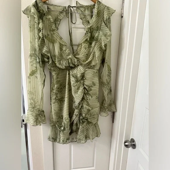 🌿ASOS For Love & Lemons Green Floral Ruffle Mini Dress – Size 12 - Picture 2 of 3